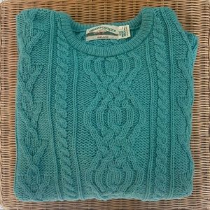Aran crafts 100% merino wool turquoise cable knit sweater